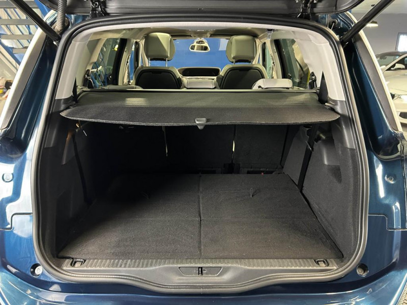 Photo 11 de l'offre de CITROEN GRAND C4 SPACETOURER 1.5 BlueHDi 130 Shine Pack EAT8 7 places à 16490€ chez MKP Distribution