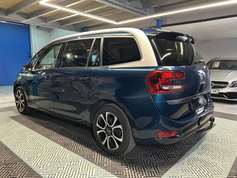 Photo 3 de l'offre de CITROEN GRAND C4 SPACETOURER 1.5 BlueHDi 130 Shine Pack EAT8 7 places à 16490€ chez MKP Distribution