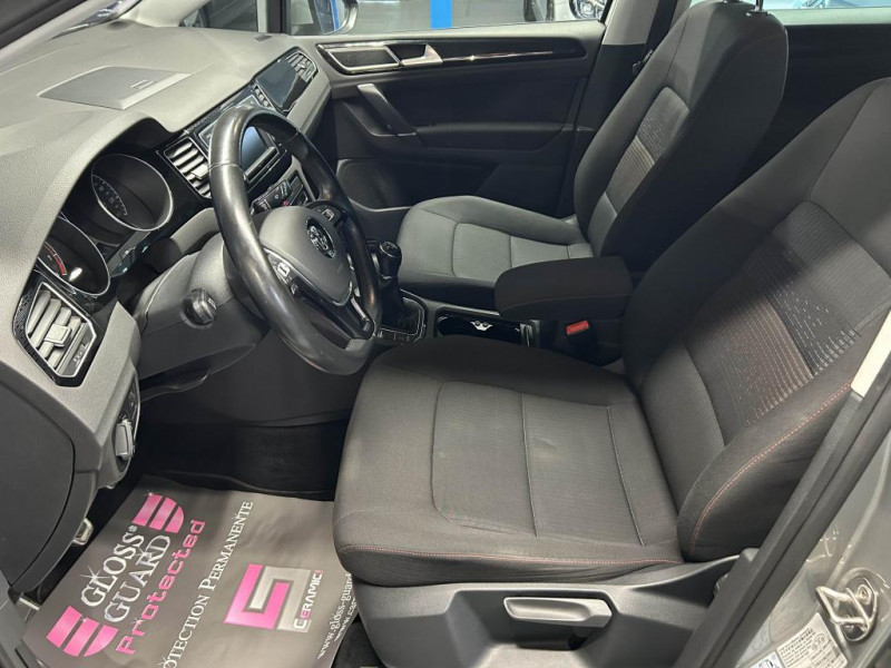 Photo 30 de l'offre de VOLKSWAGEN GOLF SPORTSVAN  1.2 TSI 110 Sound BVM à 13990€ chez MKP Distribution
