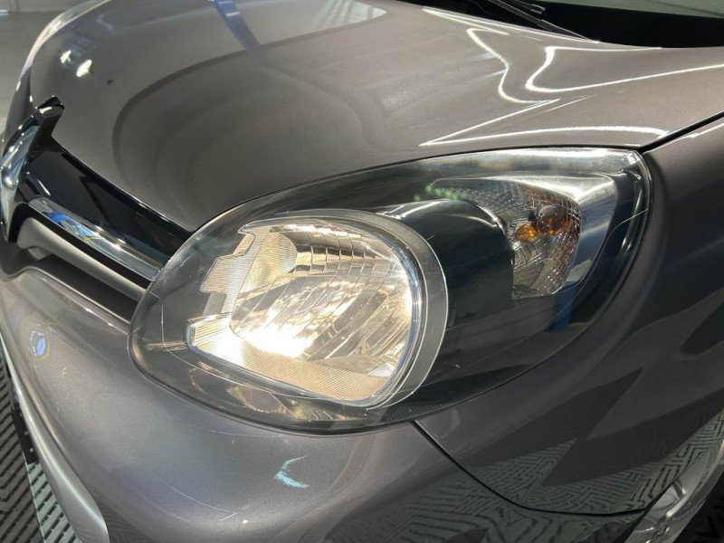 Photo 39 de l'offre de RENAULT KANGOO 1.2 TCE 115 Energy Intens BVM  à 12990€ chez MKP Distribution