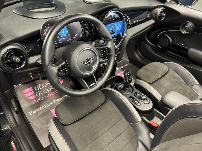 Photo 38 de l'offre de MINI Cabrio 2.0  231 Finition JCW Ultimate BVA à 33490€ chez MKP Distribution