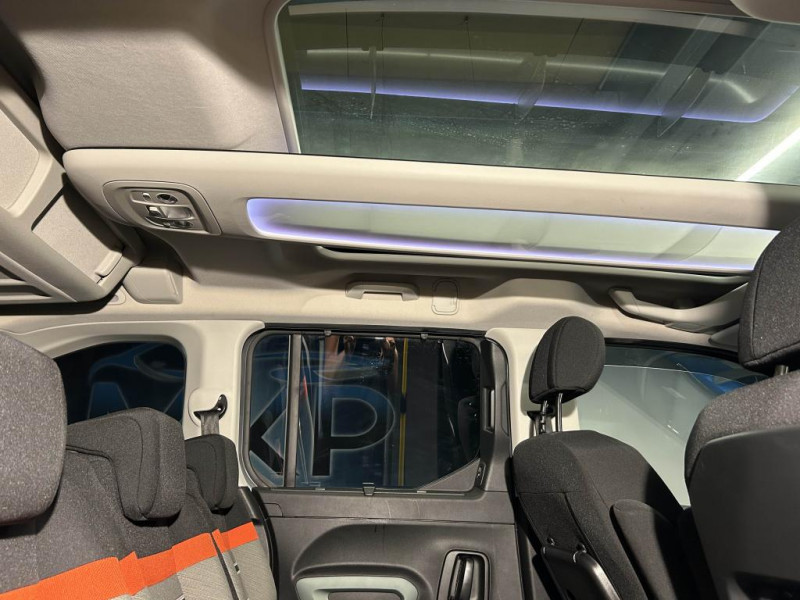 Photo 35 de l'offre de CITROEN BERLINGO 1.5 BlueHDi 130  Shine BVA à 18990€ chez MKP Distribution