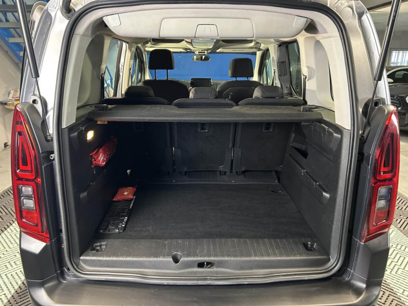 Photo 9 de l'offre de CITROEN BERLINGO 1.5 BlueHDi 130  Shine BVA à 18990€ chez MKP Distribution