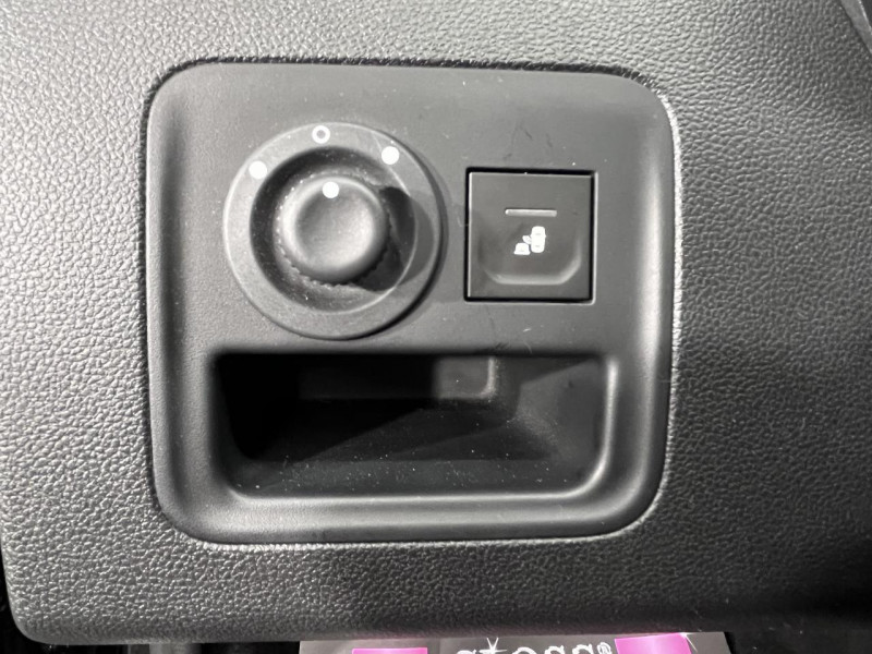 Photo 15 de l'offre de DACIA DUSTER 1.2 TCe 125 Prestige 4X2 BVM à 12990€ chez MKP Distribution