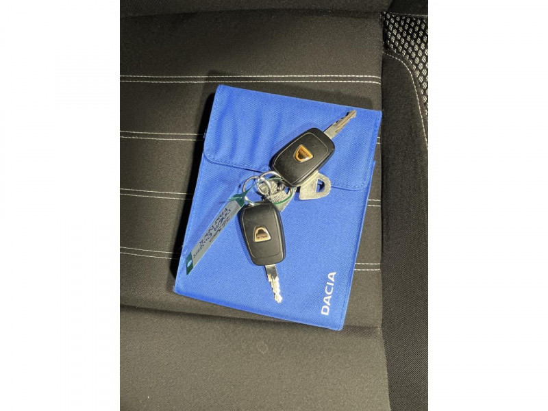 Photo 46 de l'offre de DACIA DUSTER 1.2 TCe 125 Prestige 4X2 BVM à 12990€ chez MKP Distribution