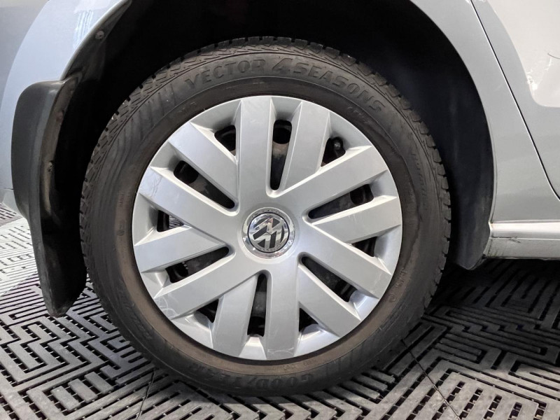 Photo 43 de l'offre de VOLKSWAGEN POLO  1.2 70 Confortline BVM  à 7990€ chez MKP Distribution