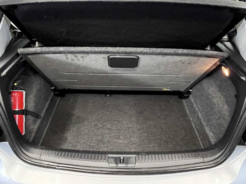 Photo 10 de l'offre de VOLKSWAGEN POLO  1.2 70 Confortline BVM  à 7990€ chez MKP Distribution