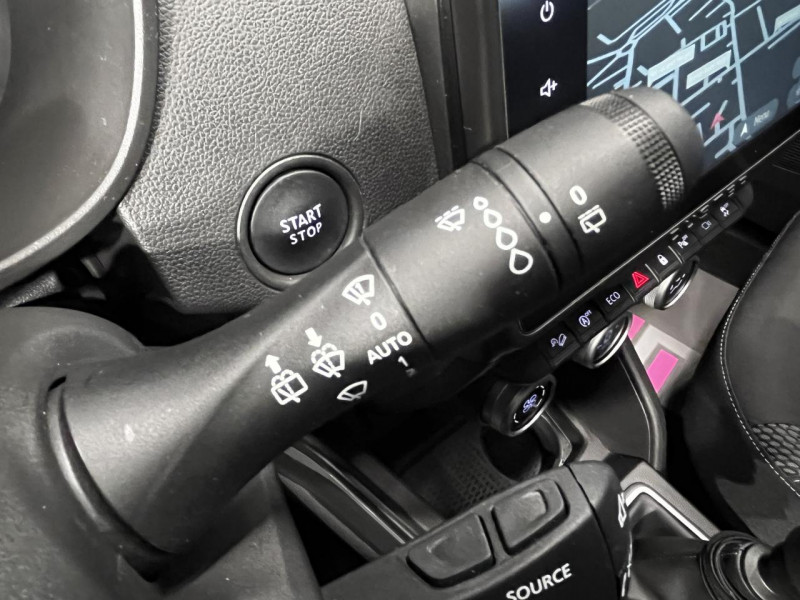 Photo 16 de l'offre de DACIA DUSTER 1.5 dCi 115 4WD Journey BVM à 22990€ chez MKP Distribution