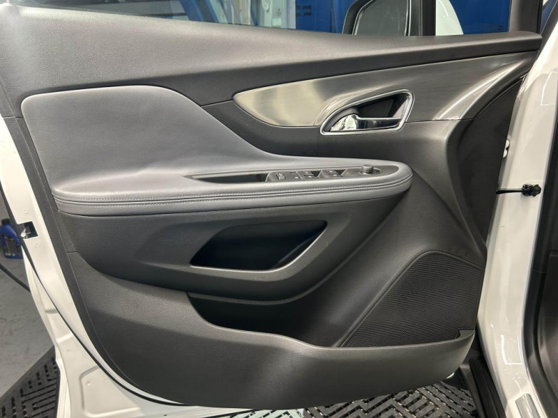 Photo 28 de l'offre de OPEL MOKKA 1.7 CDTI 130  4x2 Cosmo Pack  BVM à 10490€ chez MKP Distribution