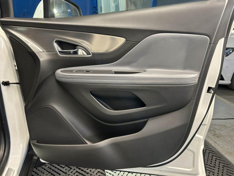 Photo 38 de l'offre de OPEL MOKKA 1.7 CDTI 130  4x2 Cosmo Pack  BVM à 10490€ chez MKP Distribution