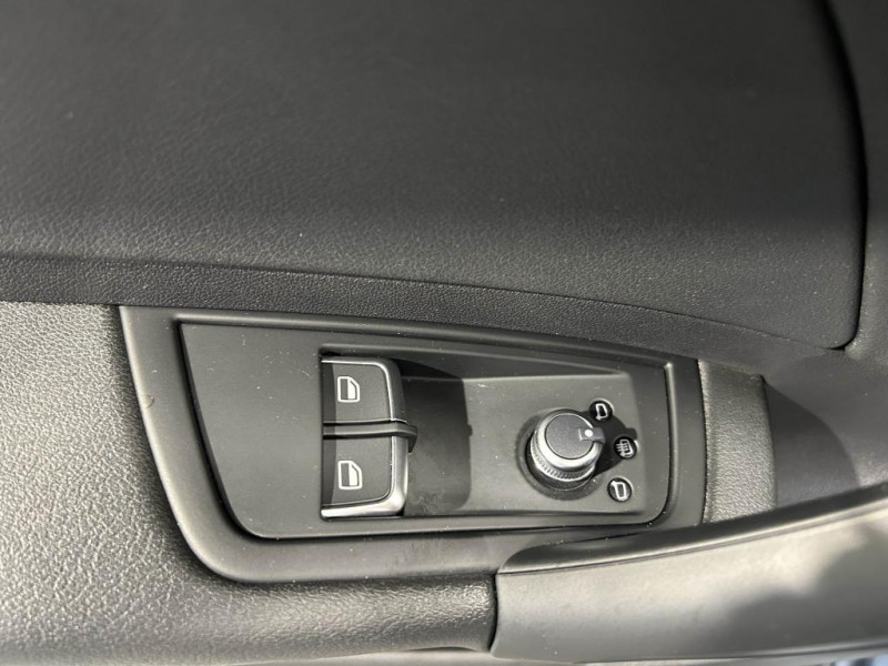 Photo 27 de l'offre de AUDI A1  1.0 TFSI Ultra Ambiante 82 BVM  à 11990€ chez MKP Distribution