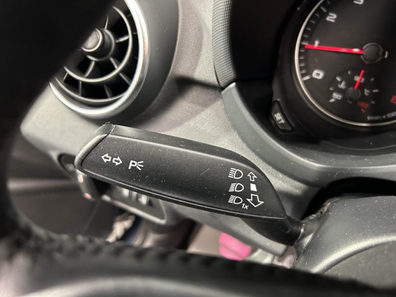 Photo 15 de l'offre de AUDI A1  1.0 TFSI Ultra Ambiante 82 BVM  à 11990€ chez MKP Distribution