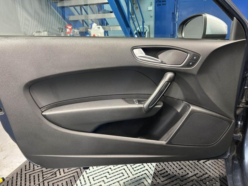 Photo 26 de l'offre de AUDI A1  1.0 TFSI Ultra Ambiante 82 BVM  à 11990€ chez MKP Distribution