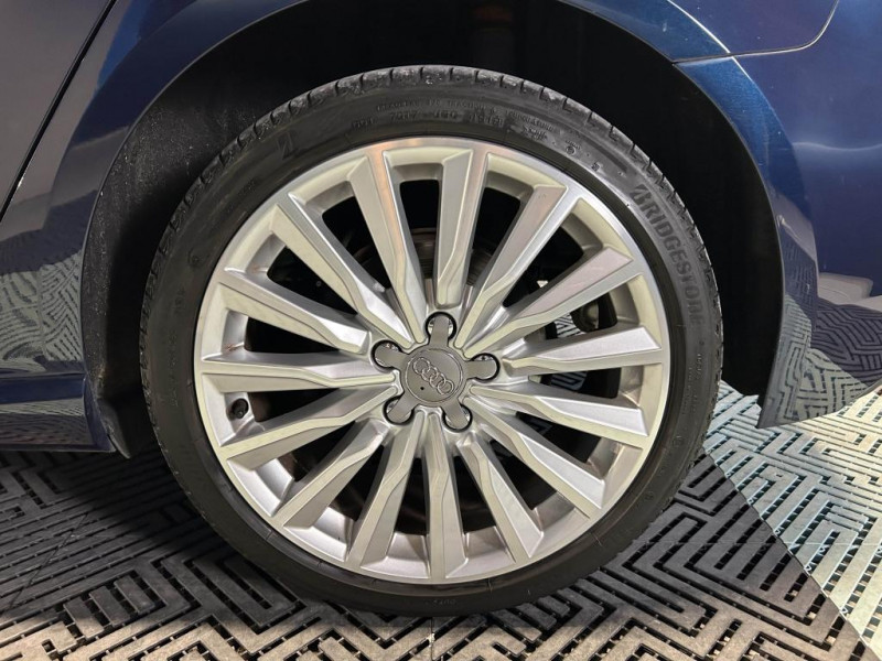 Photo 43 de l'offre de AUDI A3 SPORTBACK  1.4 TFSI e-tron 204 Design S-tronic 6  à 17990€ chez MKP Distribution