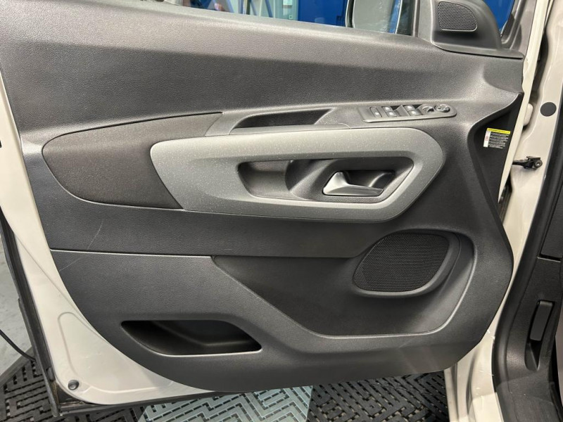 Photo 27 de l'offre de CITROEN BERLINGO 1.5 BlueHDi 100  III Feel BVM à 15490€ chez MKP Distribution