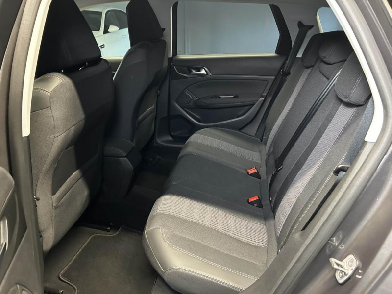 Photo 36 de l'offre de PEUGEOT 308 SW 1.5 BlueHDi 130 Allure Pack BVA à 14490€ chez MKP Distribution