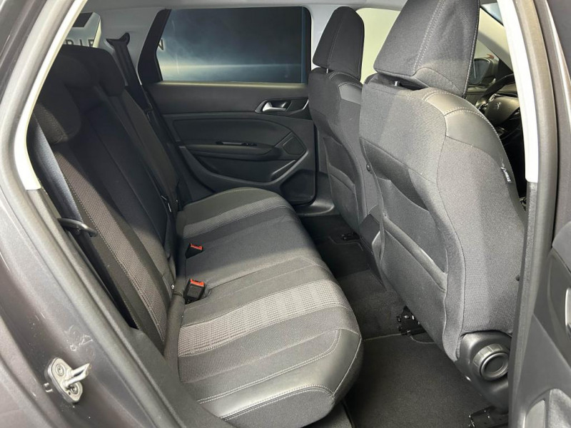 Photo 38 de l'offre de PEUGEOT 308 SW 1.5 BlueHDi 130 Allure Pack BVA à 14490€ chez MKP Distribution