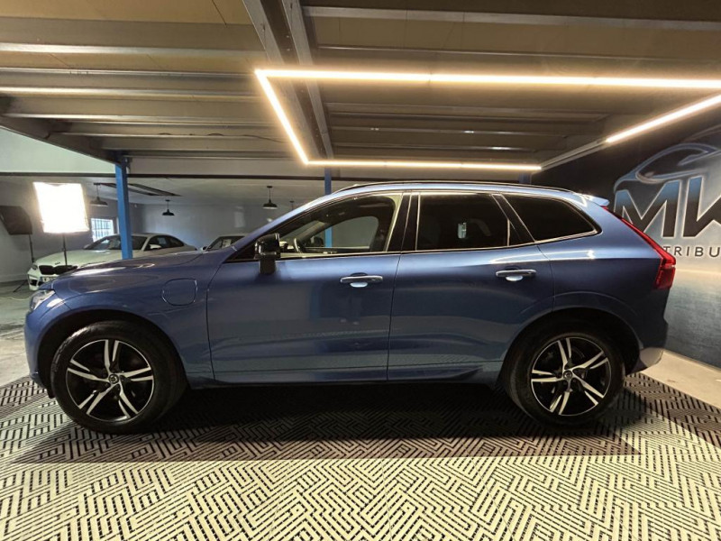 Photo 2 de l'offre de VOLVO XC60 2.0 T8 390  R-Design GEARTRONIC 8 à 34490€ chez MKP Distribution