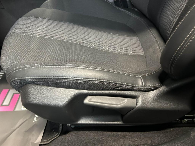 Photo 33 de l'offre de PEUGEOT 308 SW 1.5 BlueHDi 130 Allure Pack BVA à 14490€ chez MKP Distribution