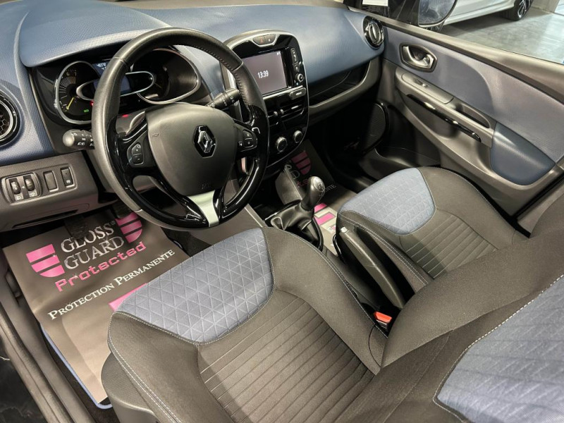 Photo 28 de l'offre de RENAULT CLIO IV 0.9 TCe 90 Energy Intens BVM  à 9490€ chez MKP Distribution