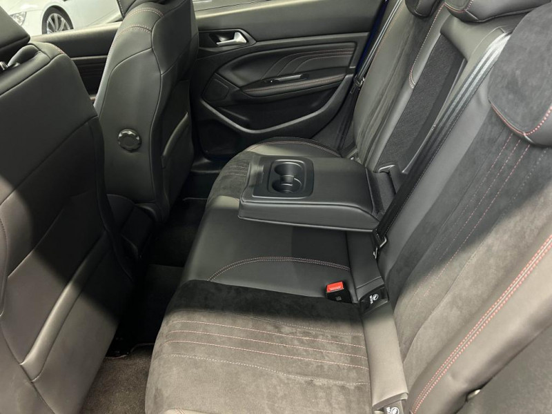 Photo 36 de l'offre de PEUGEOT 308  1.6 PureTech  225 GT BVA à 17990€ chez MKP Distribution