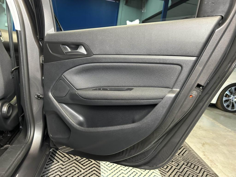 Photo 43 de l'offre de PEUGEOT 308 SW 1.5 BlueHDi 130 Allure Pack BVA à 14490€ chez MKP Distribution