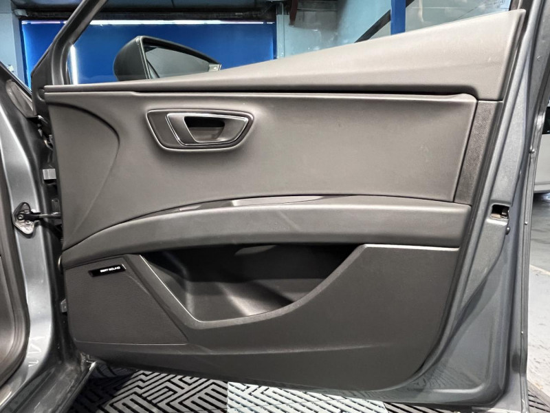 Photo 43 de l'offre de SEAT LEON ST 1.4 TSI 140 FR BVM à 12990€ chez MKP Distribution