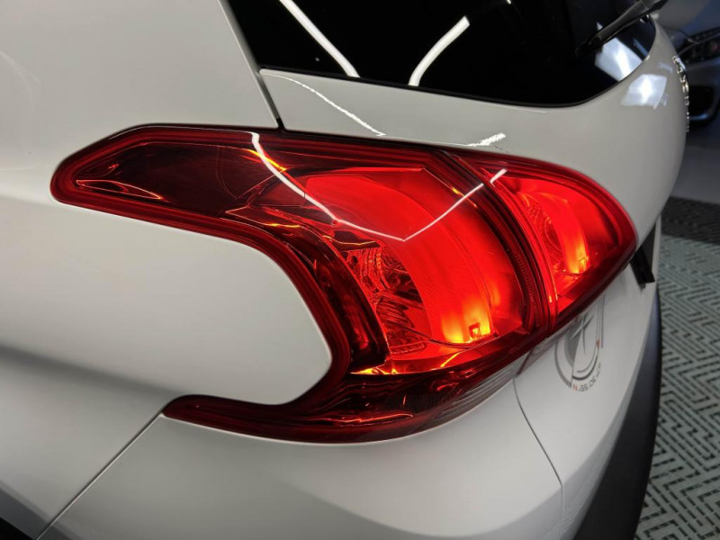 Photo 39 de l'offre de PEUGEOT 2008  1.6 BlueHDi 120  Crossway BVM à 9490€ chez MKP Distribution