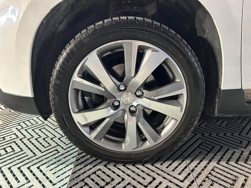 Photo 41 de l'offre de PEUGEOT 2008  1.6 BlueHDi 120  Crossway BVM à 9490€ chez MKP Distribution