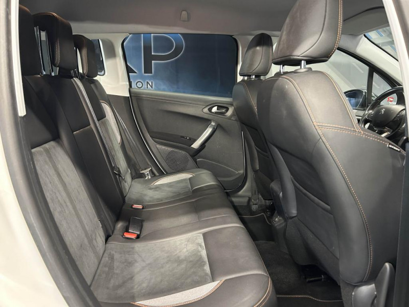 Photo 31 de l'offre de PEUGEOT 2008  1.6 BlueHDi 120  Crossway BVM à 9490€ chez MKP Distribution