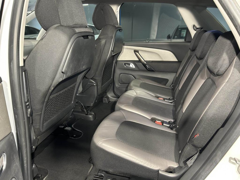 Photo 28 de l'offre de CITROEN C4 PICASSO  1.6 BlueHDi 120  Shine  BVA à 11990€ chez MKP Distribution