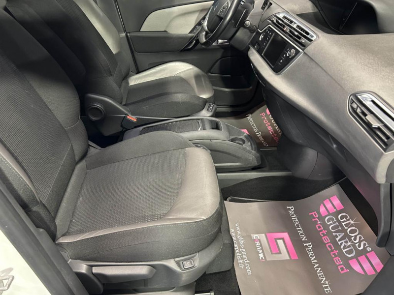 Photo 35 de l'offre de CITROEN C4 PICASSO  1.6 BlueHDi 120  Shine  BVA à 11990€ chez MKP Distribution