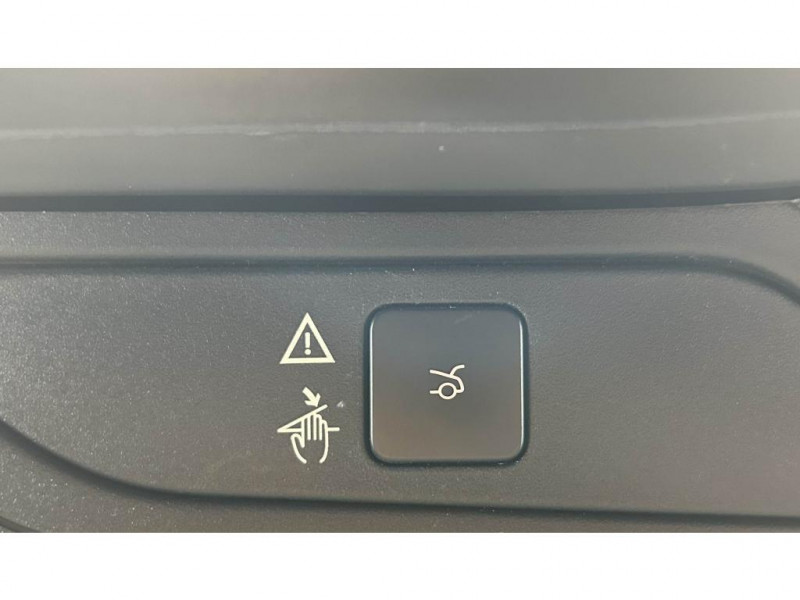Photo 10 de l'offre de CITROEN C4 PICASSO  1.6 BlueHDi 120  Shine  BVA à 11990€ chez MKP Distribution
