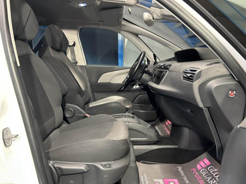 Photo 32 de l'offre de CITROEN C4 PICASSO  1.6 BlueHDi 120  Shine  BVA à 11990€ chez MKP Distribution