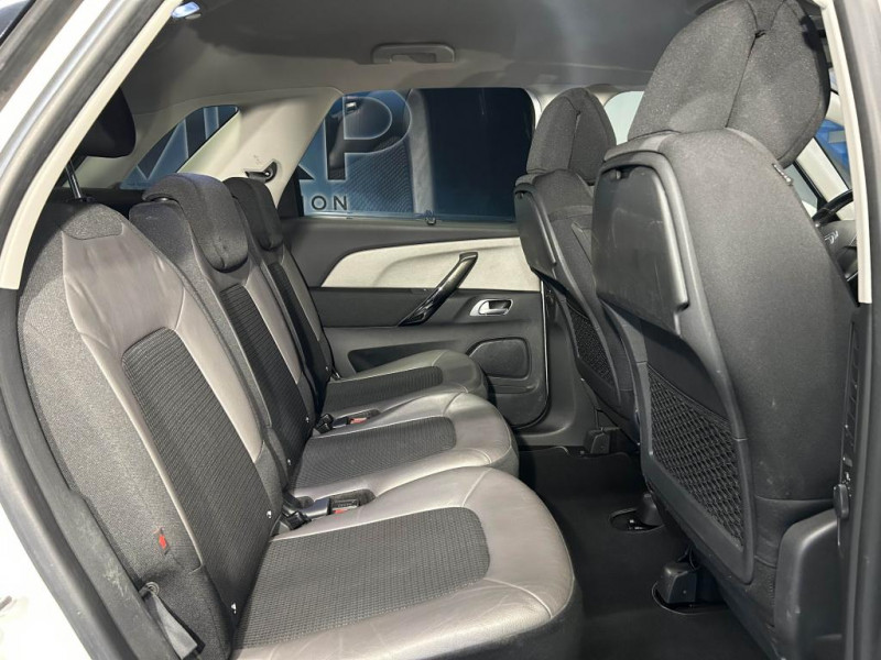Photo 29 de l'offre de CITROEN C4 PICASSO  1.6 BlueHDi 120  Shine  BVA à 11990€ chez MKP Distribution