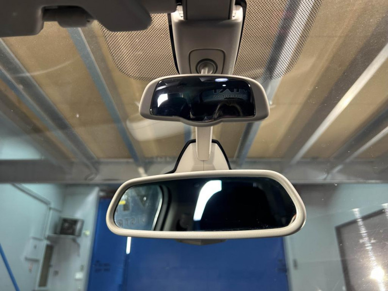 Photo 39 de l'offre de CITROEN C4 PICASSO  1.6 BlueHDi 120  Shine  BVA à 11990€ chez MKP Distribution