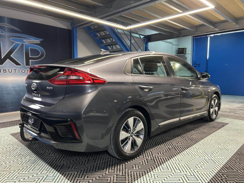 Photo 5 de l'offre de HYUNDAI IONIQ 1.6 Plug-In 141 Executive BVA à 13990€ chez MKP Distribution