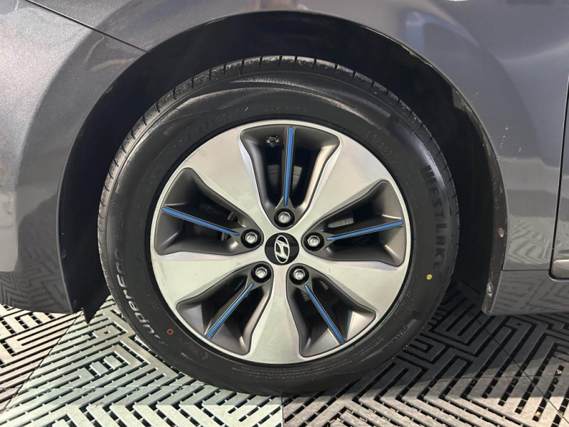 Photo 46 de l'offre de HYUNDAI IONIQ 1.6 Plug-In 141 Executive BVA à 13990€ chez MKP Distribution