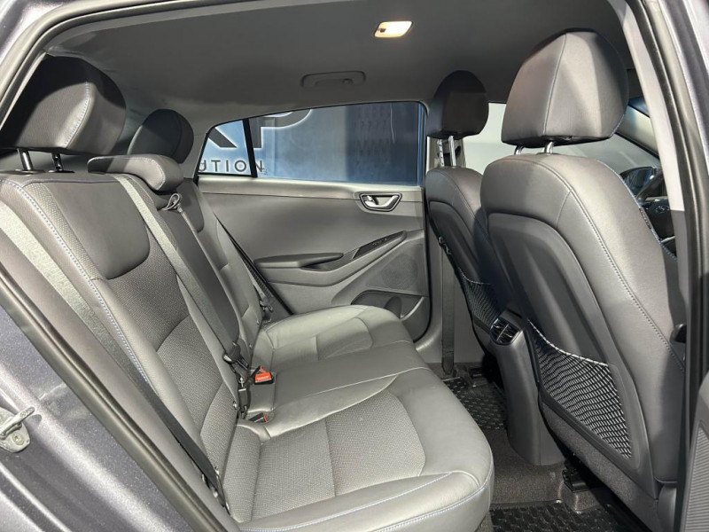 Photo 35 de l'offre de HYUNDAI IONIQ 1.6 Plug-In 141 Executive BVA à 13990€ chez MKP Distribution