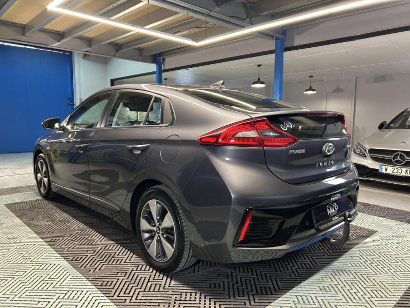 Photo 3 de l'offre de HYUNDAI IONIQ 1.6 Plug-In 141 Executive BVA à 13990€ chez MKP Distribution