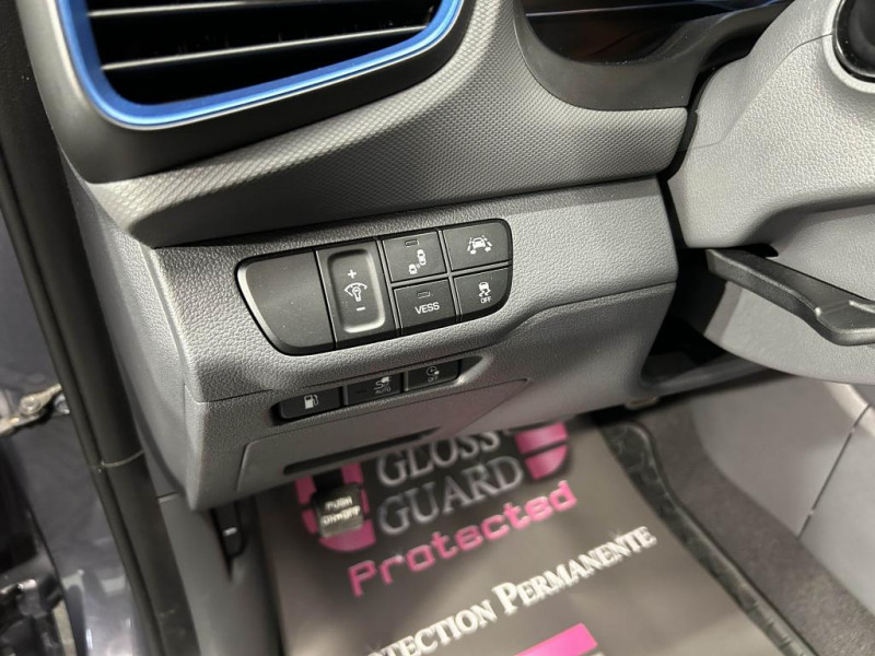 Photo 24 de l'offre de HYUNDAI IONIQ 1.6 Plug-In 141 Executive BVA à 13990€ chez MKP Distribution