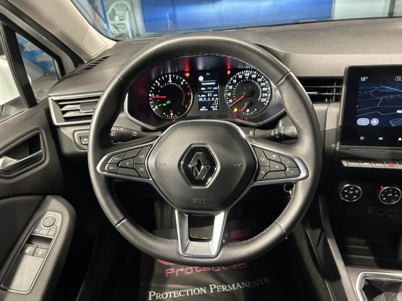 Photo 12 de l'offre de RENAULT CLIO 1.5 Blue dCi  85  Business  BVM à 12990€ chez MKP Distribution