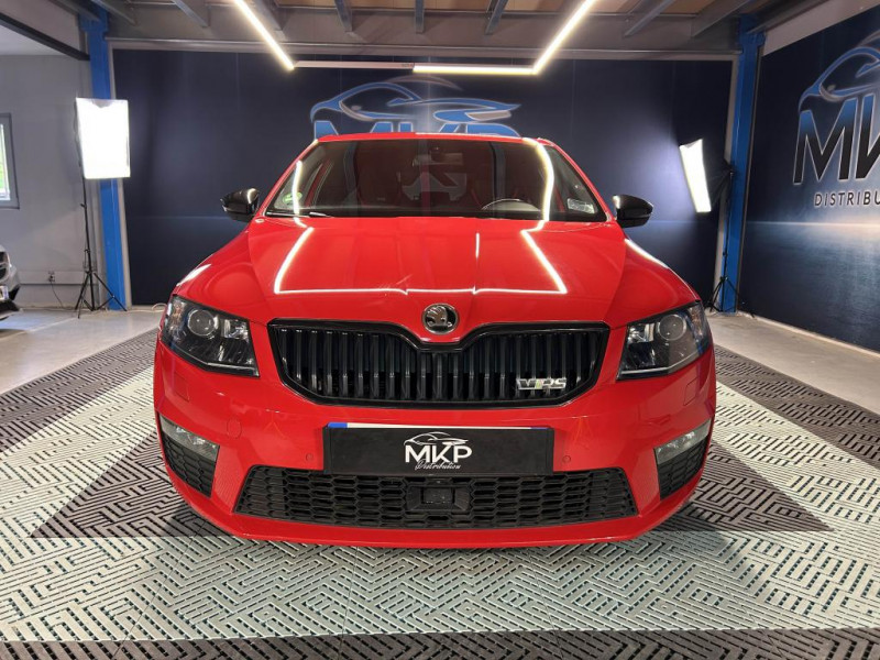 Photo 8 de l'offre de SKODA OCTAVIA COMBI  2.0 TSI 230  RS 230  BVA à 19990€ chez MKP Distribution