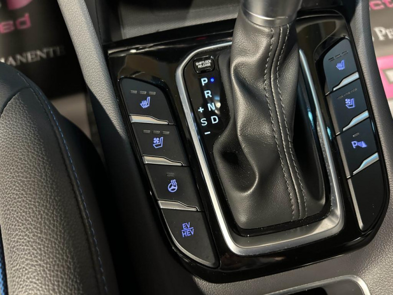 Photo 20 de l'offre de HYUNDAI IONIQ 1.6 Plug-In 141 Executive BVA à 13990€ chez MKP Distribution