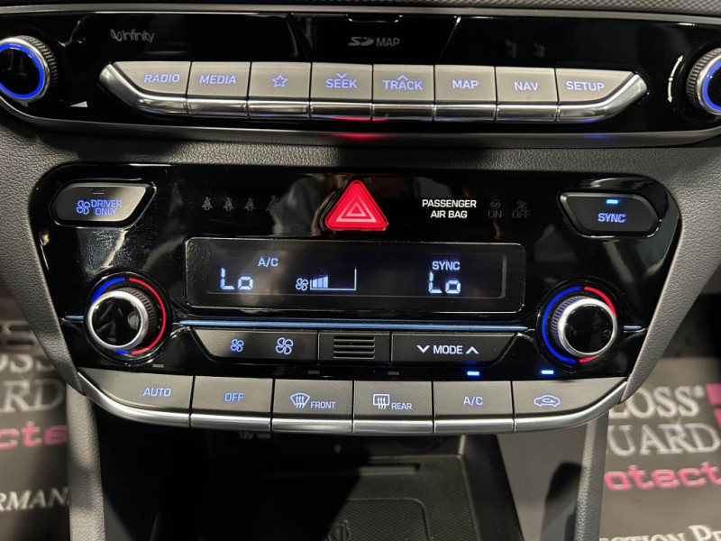Photo 21 de l'offre de HYUNDAI IONIQ 1.6 Plug-In 141 Executive BVA à 13990€ chez MKP Distribution