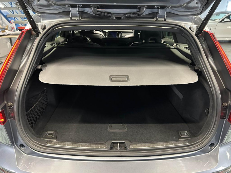 Photo 9 de l'offre de VOLVO V60 2.0 D3 150  Geartronic 8 Inscription Luxe à 24990€ chez MKP Distribution