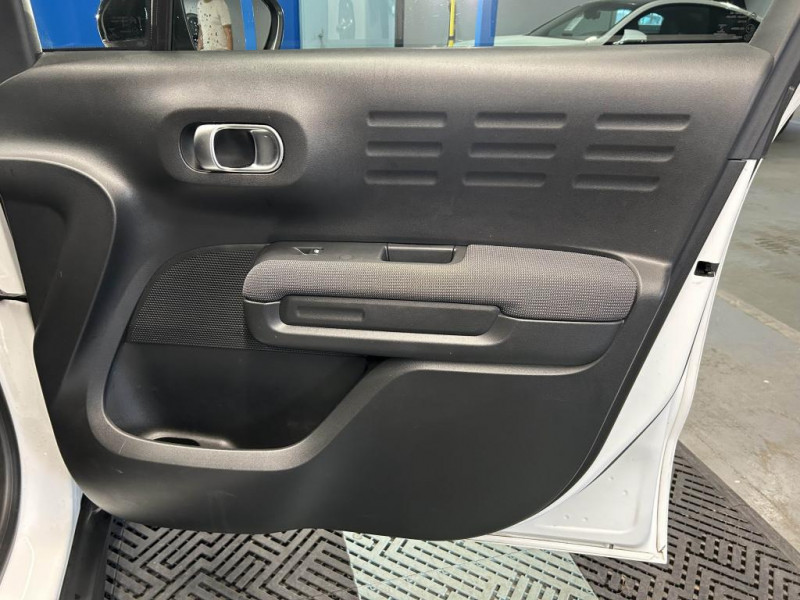 Photo 32 de l'offre de CITROEN C3 AIRCROSS 1.5 BlueHDi 120 Feel Pack EAT à 14990€ chez MKP Distribution