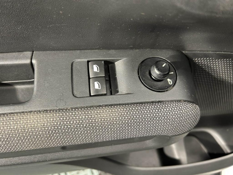 Photo 29 de l'offre de CITROEN C3 AIRCROSS 1.5 BlueHDi 120 Feel Pack EAT à 14990€ chez MKP Distribution