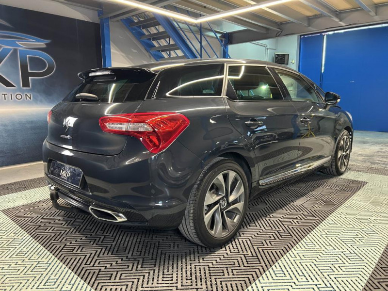 Photo 5 de l'offre de CITROEN DS5 1.6 THP 156 So Chic BVA à 14490€ chez MKP Distribution