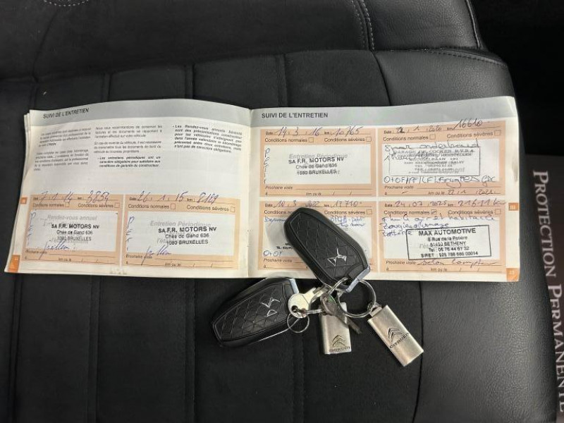Photo 39 de l'offre de CITROEN DS5 1.6 THP 156 So Chic BVA à 14490€ chez MKP Distribution